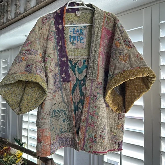 Magnolia Pearl Quilt-Work Ainika Kimono Jacket Layering Piece - Picture 8 of 14